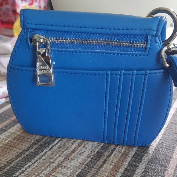 Steve Madden Bright Blue Wristlet Clutch with SM Logo - Picture 2 of 3